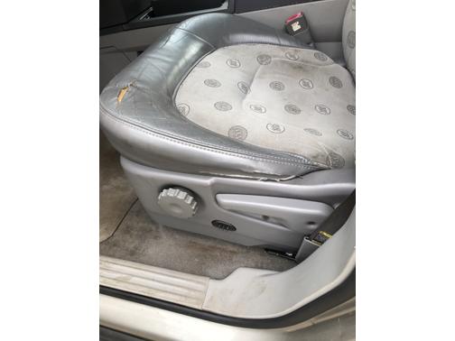 Photo 3 of 10 of 2002 Buick Rendezvous CX